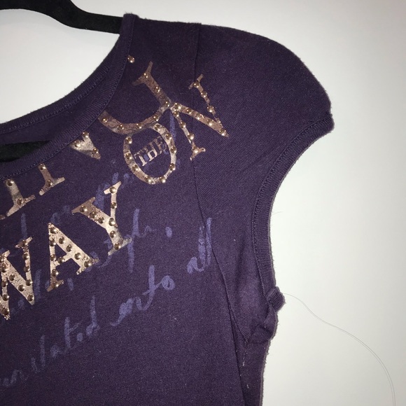 Rockin on the runway graphic tee - Picture 3 of 4